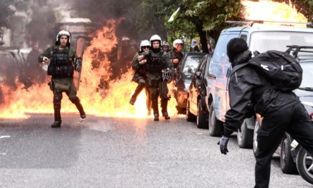 Νέα επεισόδια με ξένους στα Σεπόλια-”Φυτεύουν” δομές ανηλίκων μεταναστών σε γειτονιές της Αθήνας προκαλώντας αντιδράσεις των κατοίκων (Βίντεο)